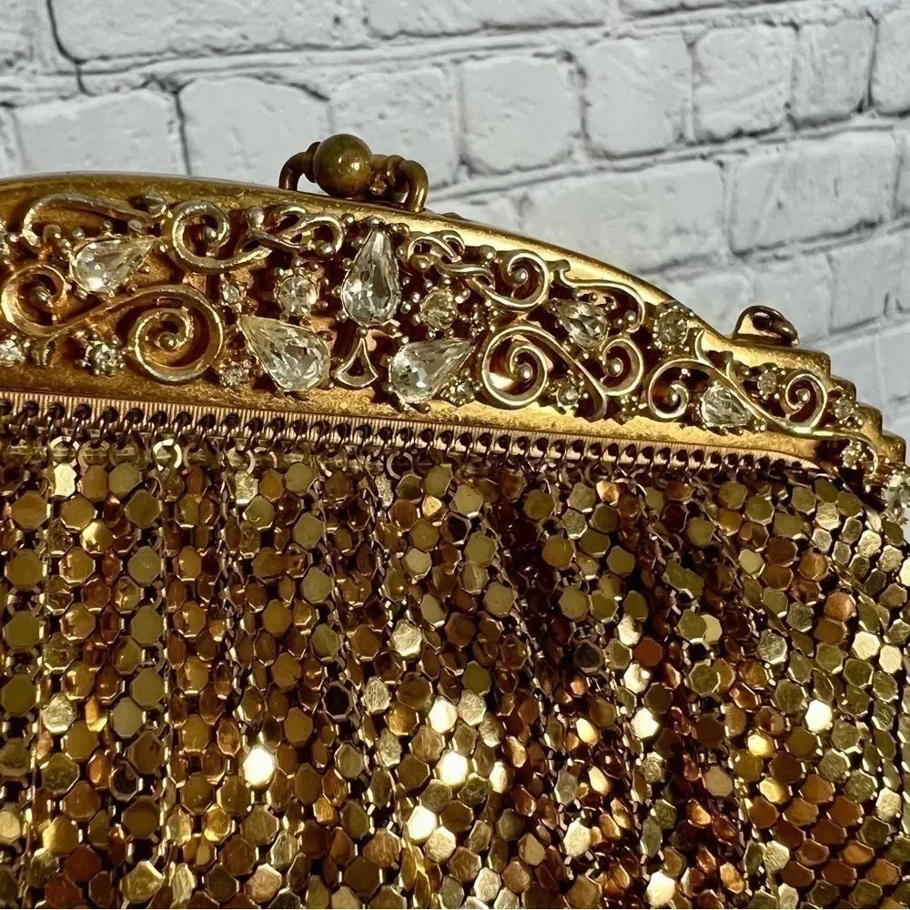 Vintage Whiting & Davis Gold Metal Mesh Rhinestone Kisslock Clutch 1940s/1950s